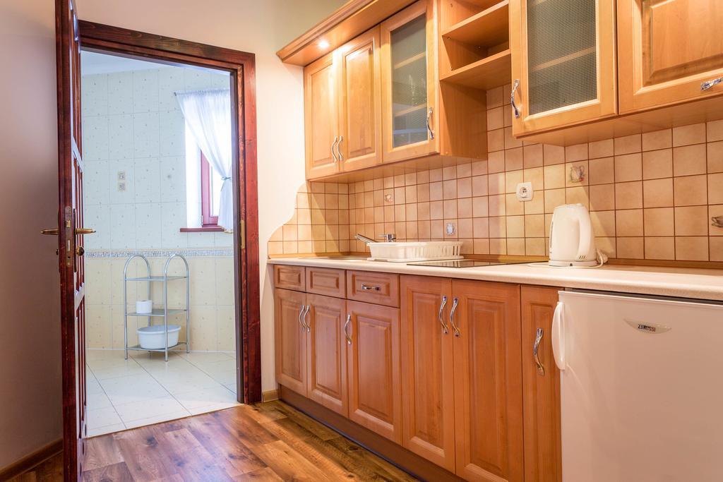 Sykowny Dworek Apartamenty Koscielisko Luaran gambar