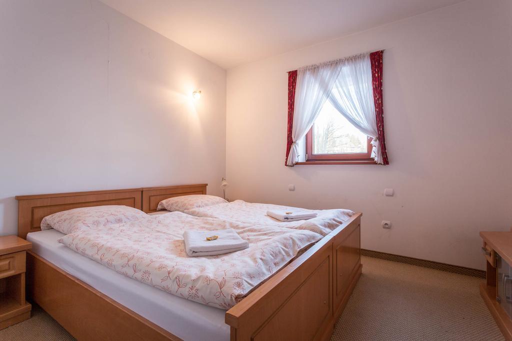 Sykowny Dworek Apartamenty Koscielisko Luaran gambar