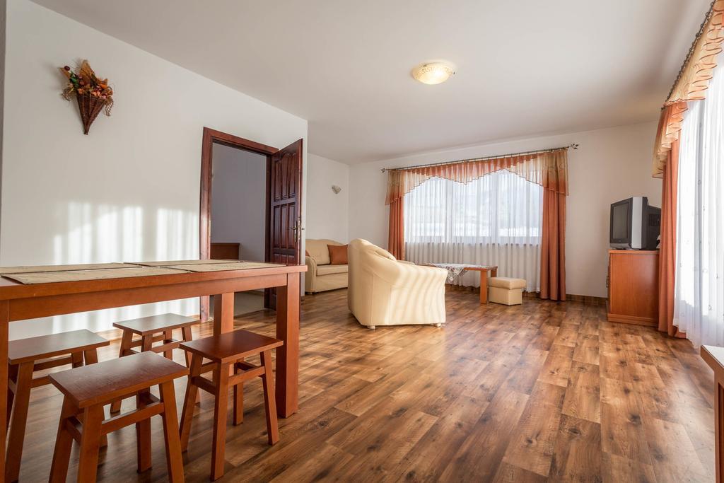 Sykowny Dworek Apartamenty Koscielisko Bilik gambar