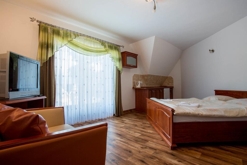 Sykowny Dworek Apartamenty Koscielisko Bilik gambar
